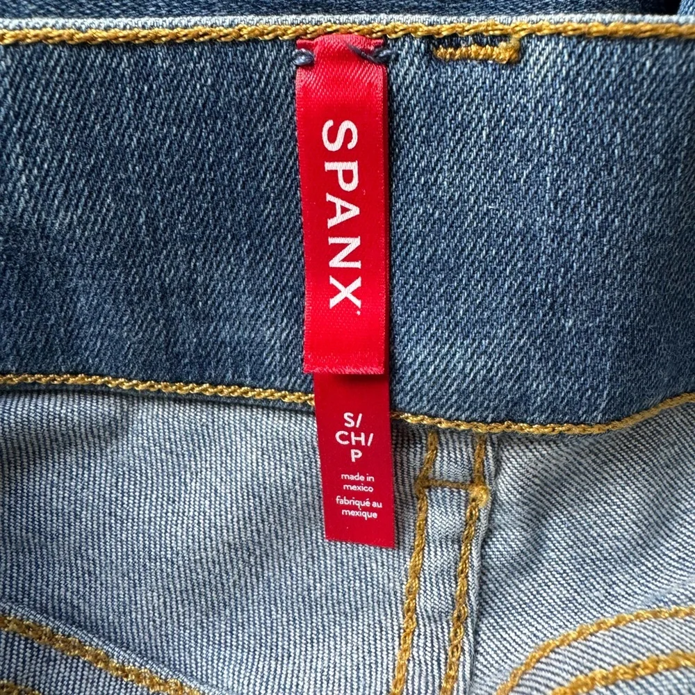 NWT SPANX Wide Leg Seamed Denim Flare Jeans Pull On Style Size S - Picture 6 of 6